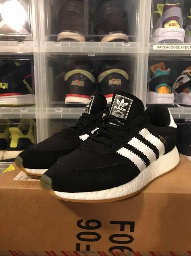 Adidas Iniki