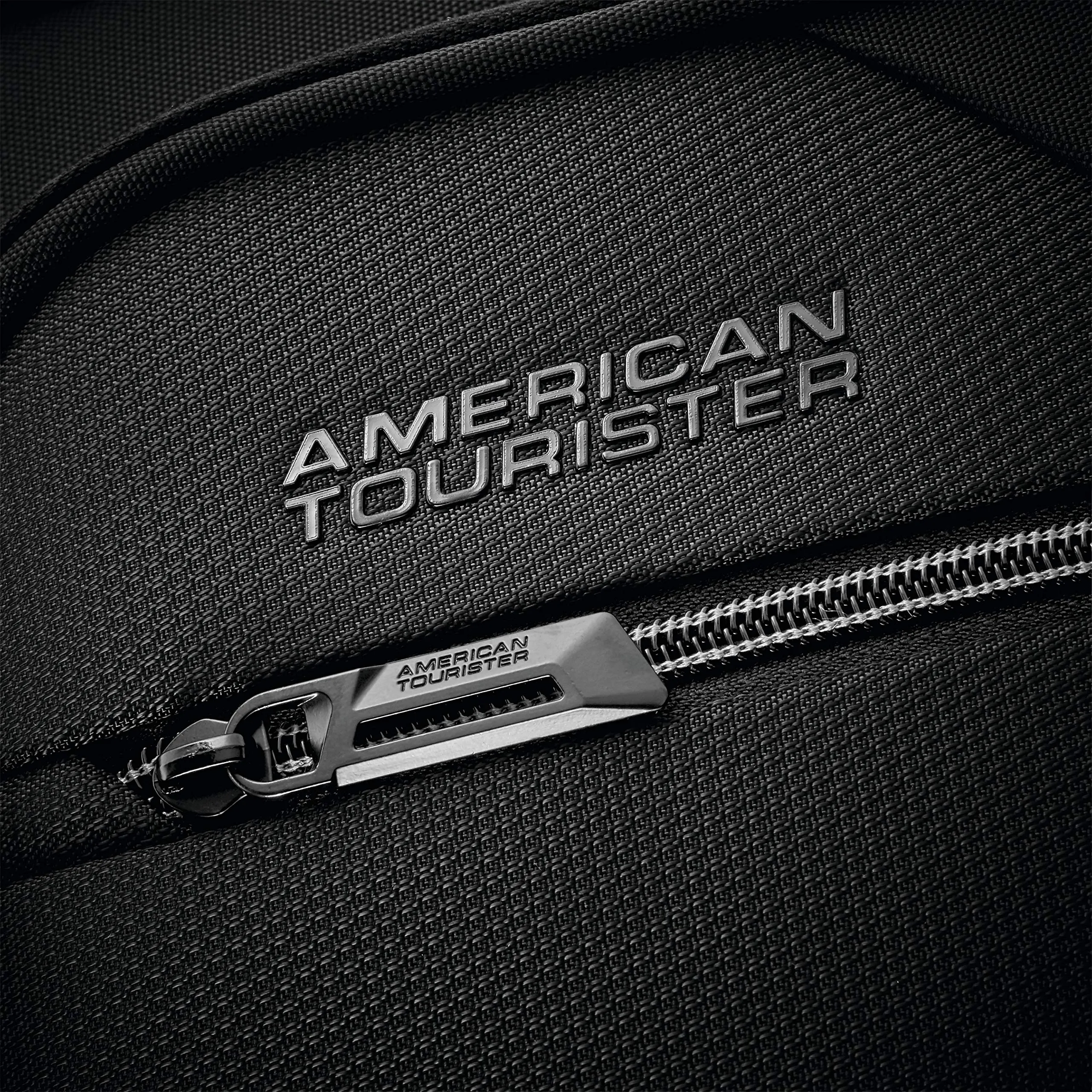 American Tourister Zoom Turbo 28