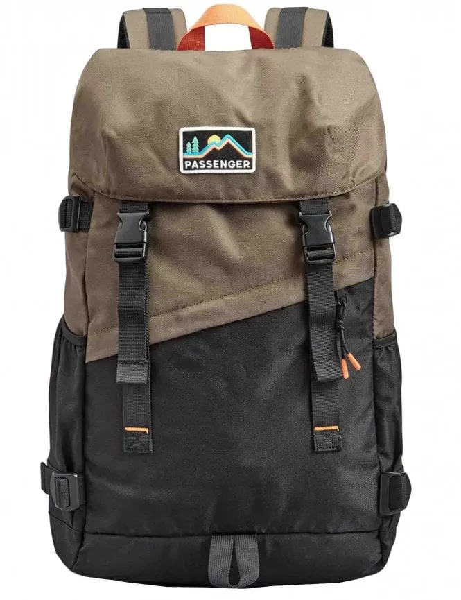 Boondocker Recycled 26L Backpack - Black/Khaki