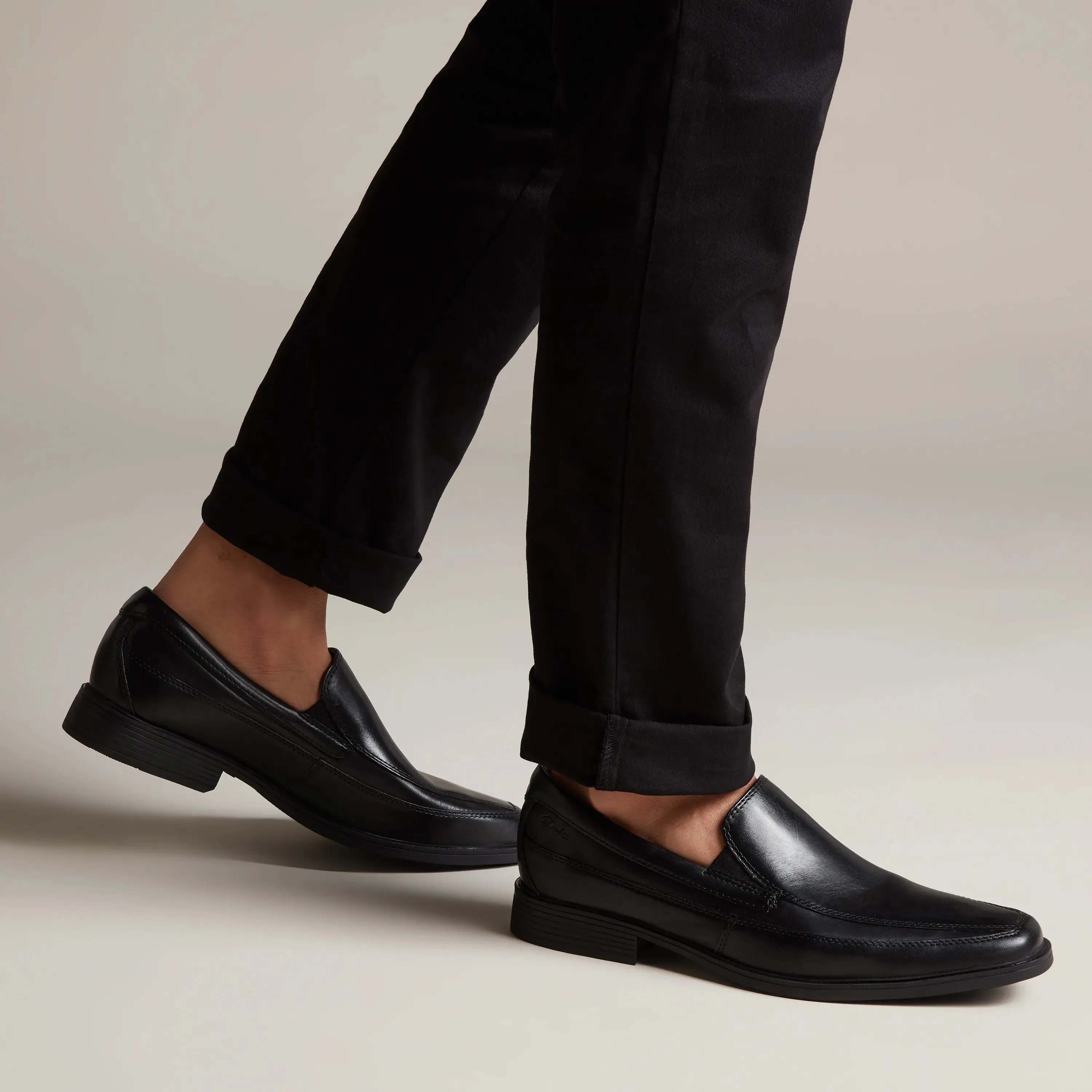 CLARKS | ZAPATOS DE VESTIR HOMBRE | TILDEN FREE BLACK LEATHER | NEGRO