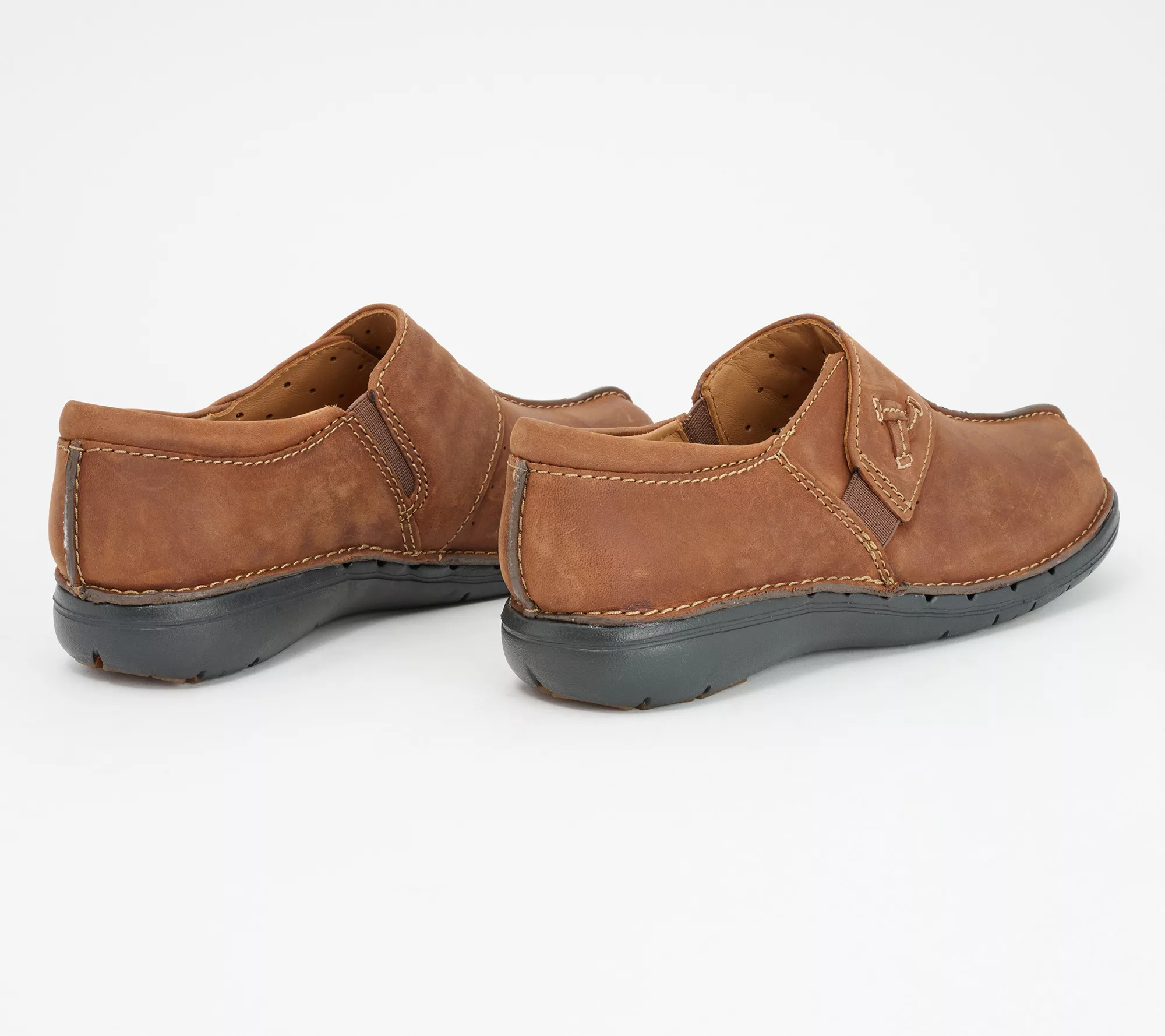 Clarks Unstructured Leather Slip-On Un Loop Ave