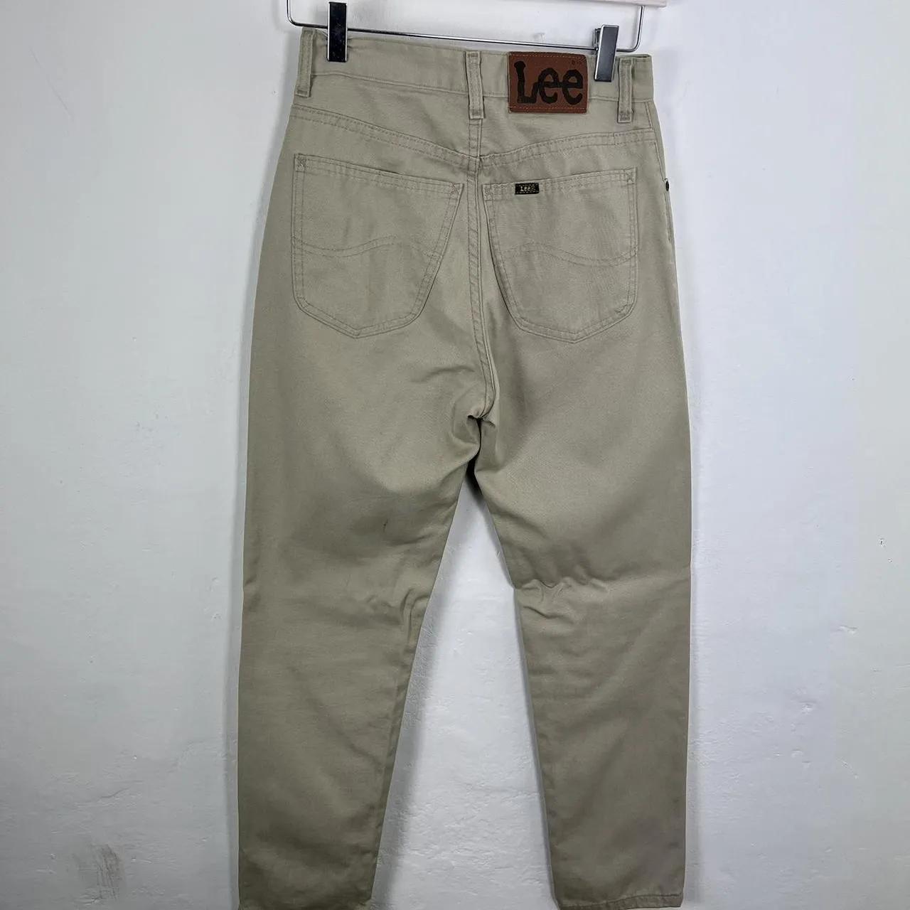 Lee cream trousers 28x30