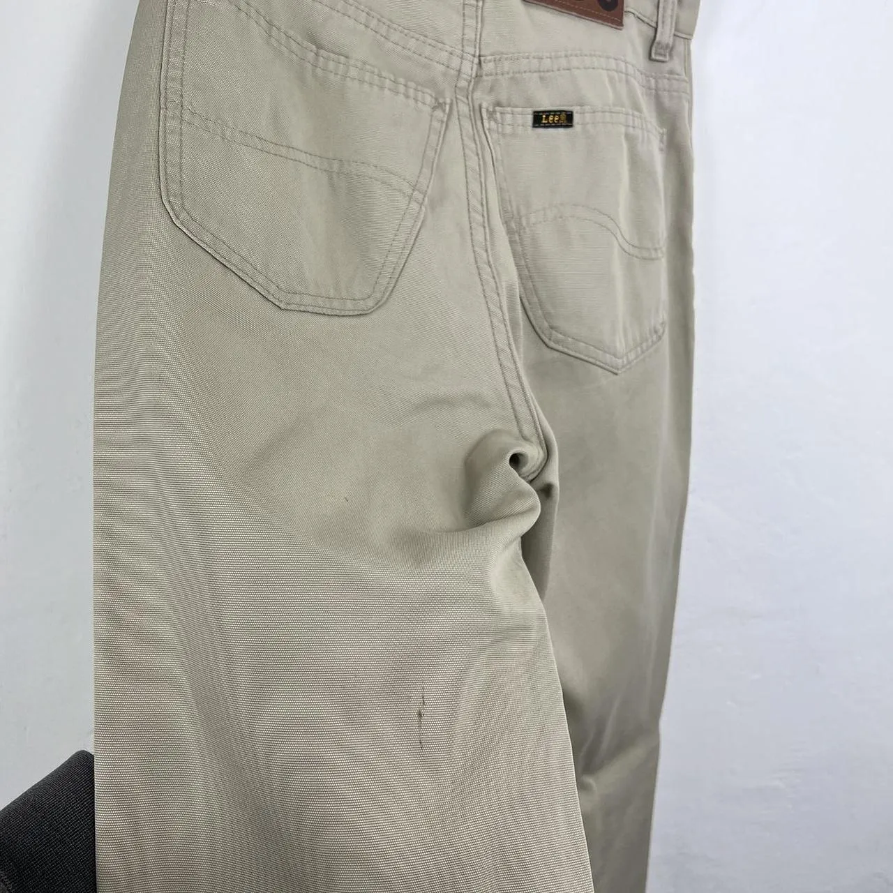 Lee cream trousers 28x30