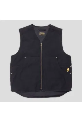 Passport Diggers Club Vest Black