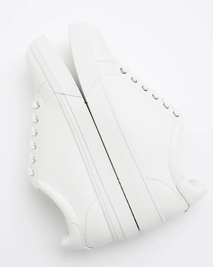 White lace up trainers